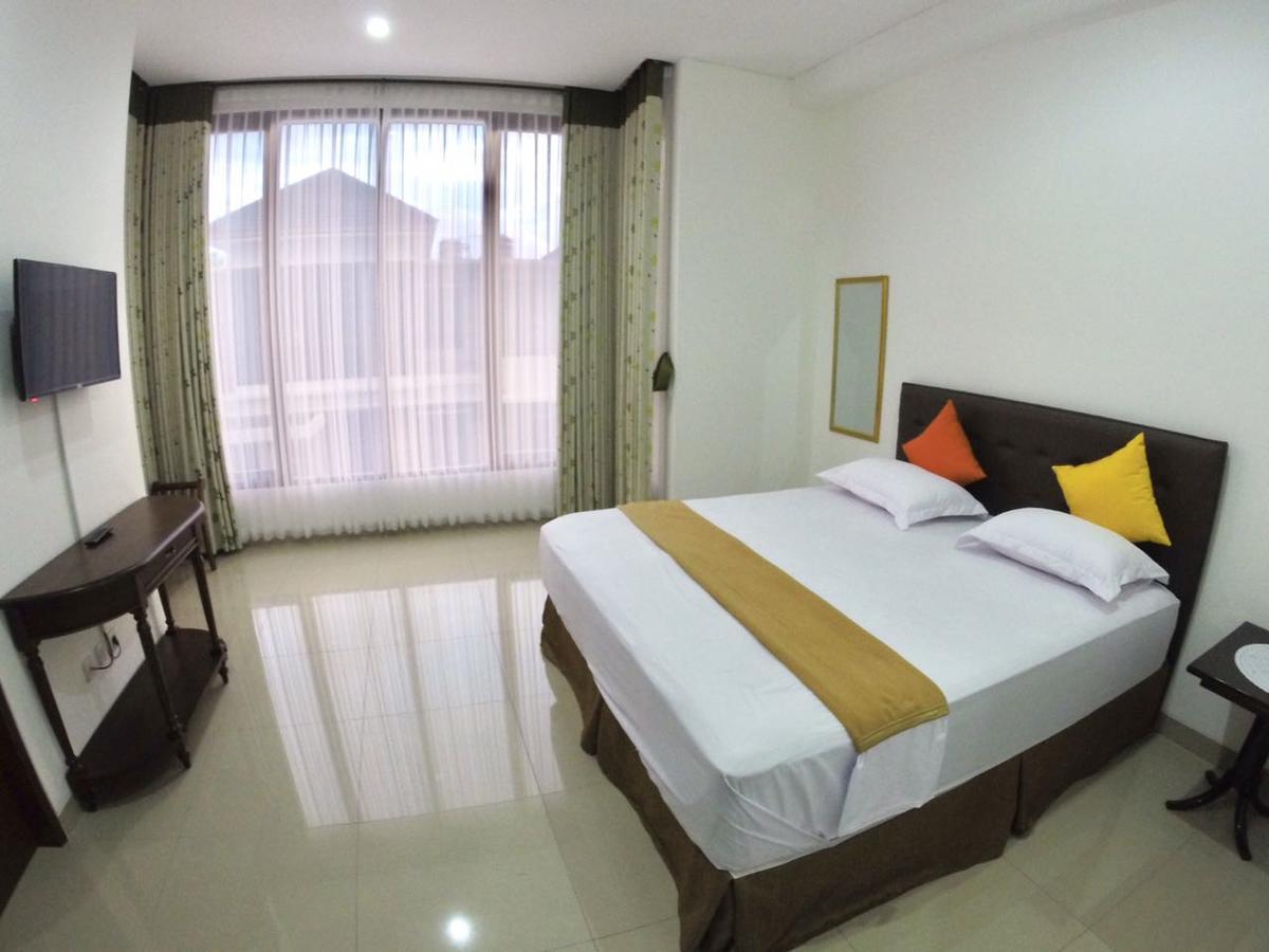 Padma Laguna Guesthouse Baturetno Extérieur photo