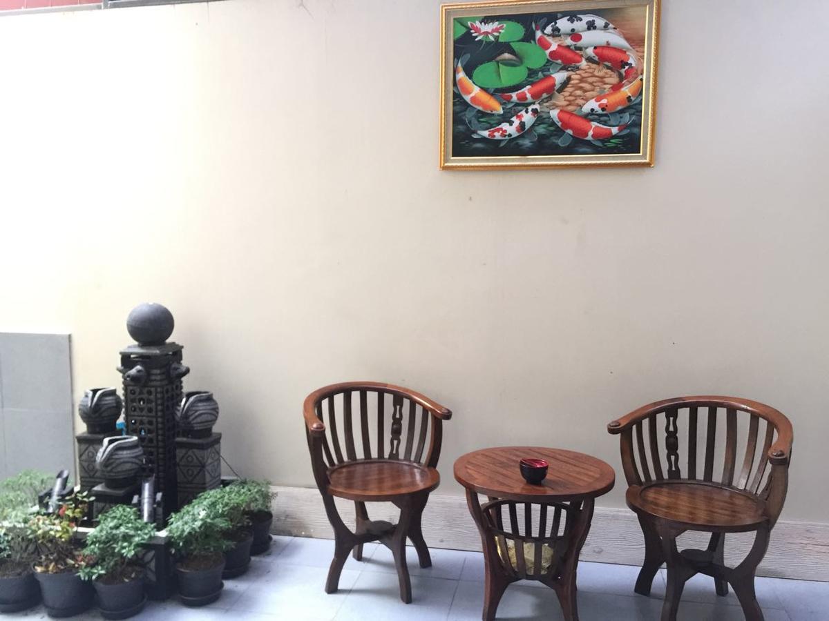 Padma Laguna Guesthouse Baturetno Extérieur photo